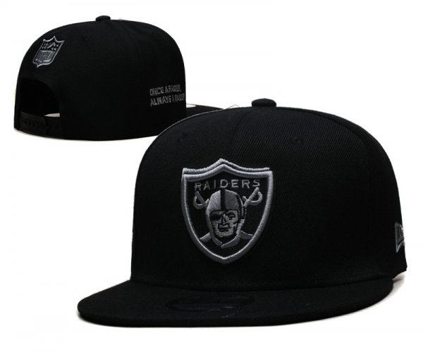 Las Vegas Raiders's black cap